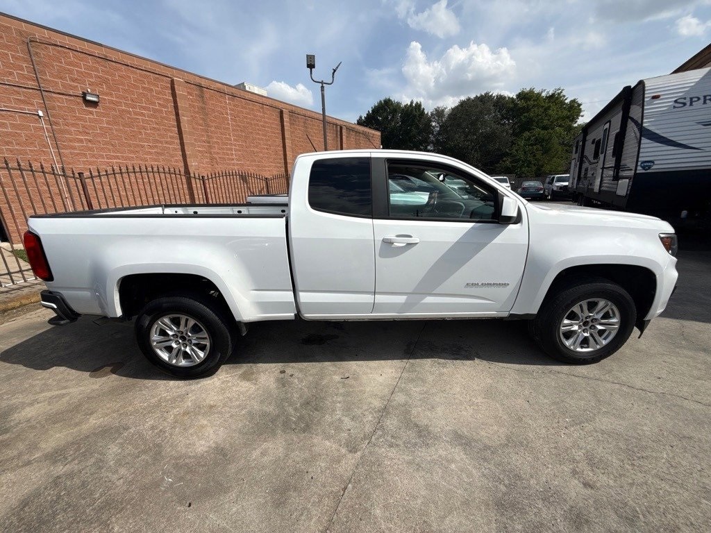 2021 Chevrolet Colorado LT photo 2