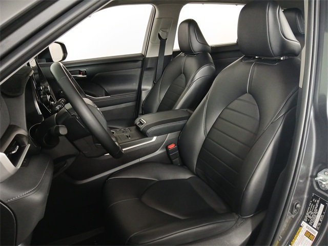 2023 Toyota Highlander Hybrid XLE photo 17