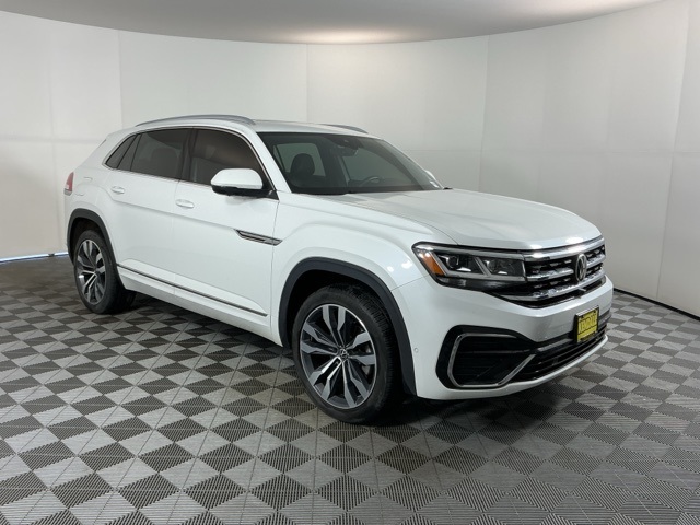 2022 Volkswagen Atlas Cross Sport V6 SEL Premium R-Line photo 3