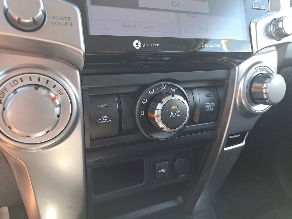 2024 Toyota 4Runner SR5 photo 23