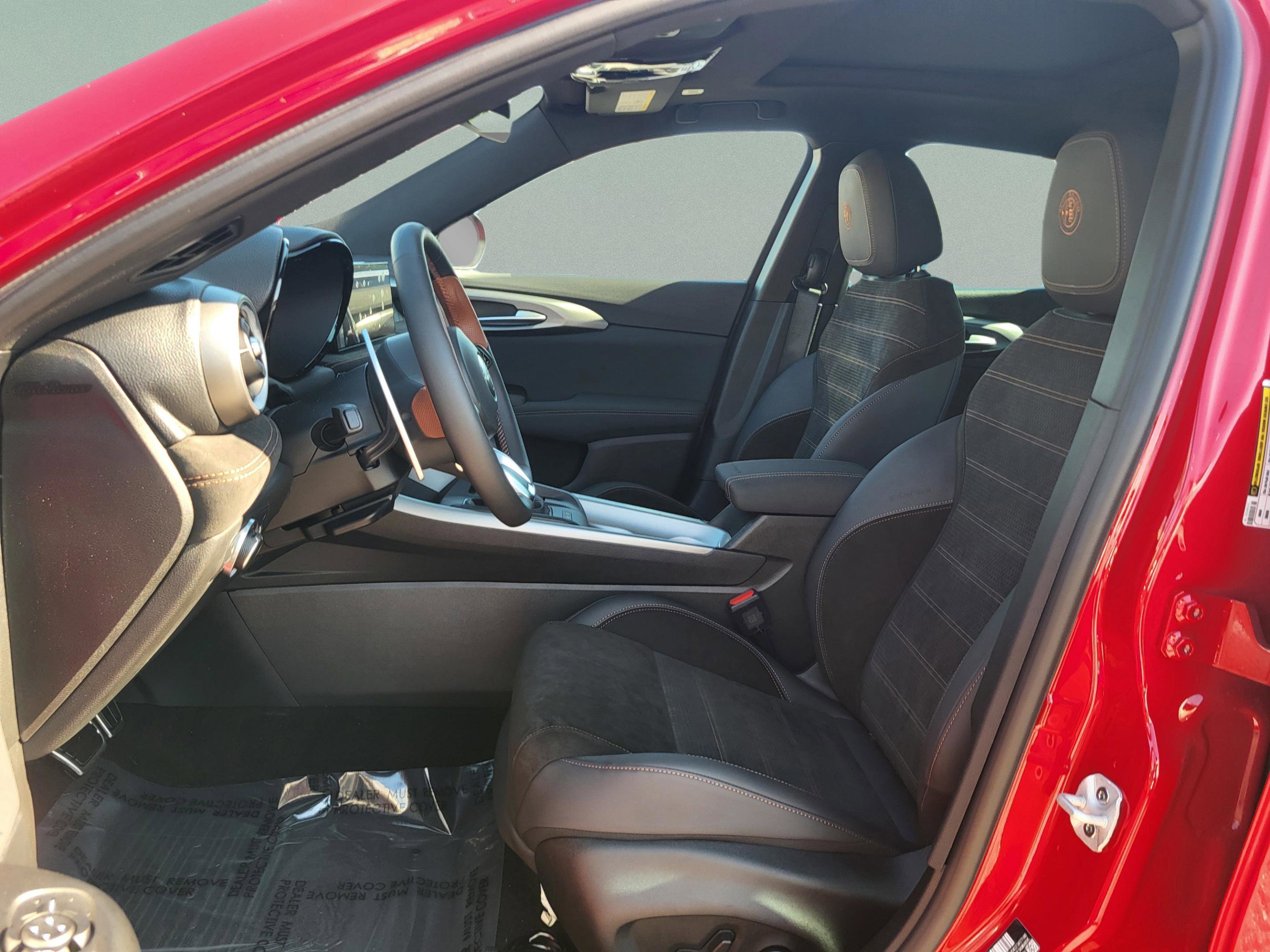 2025 Alfa Romeo Tonale BASE SPRINT photo 14