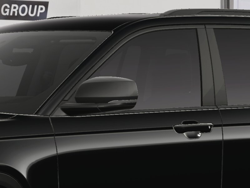 2025 Jeep Grand Cherokee Limited photo 13