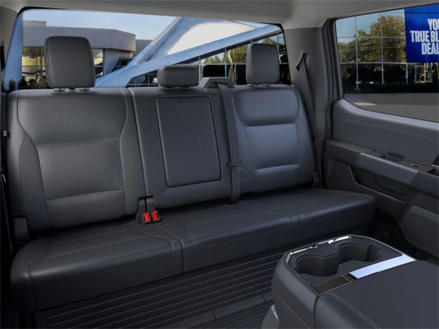 2025 Ford F-550 Lariat photo 10