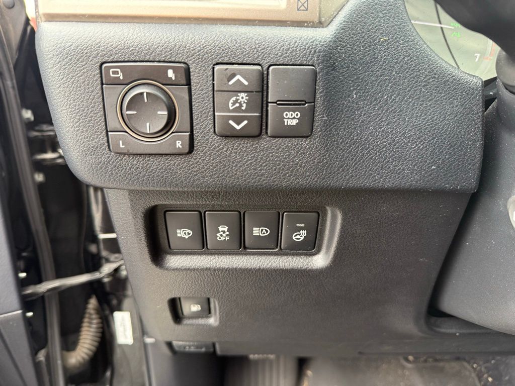 2021 Lexus GX 460 photo 5