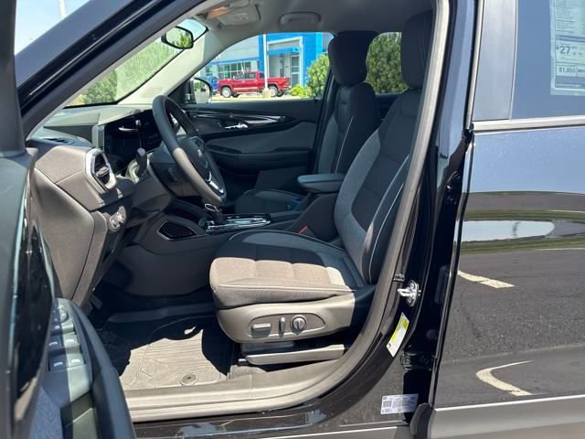 2026 Chevrolet Trailblazer LT photo 9