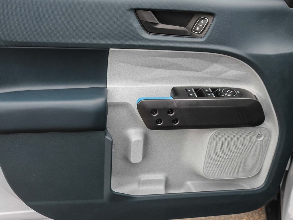 2025 Ford Maverick XLT photo 16