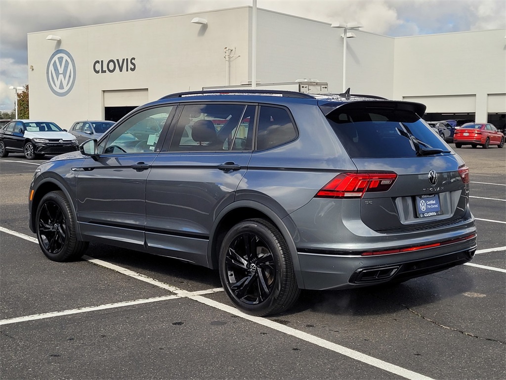 2024 Volkswagen Tiguan SE R-Line Black photo 4