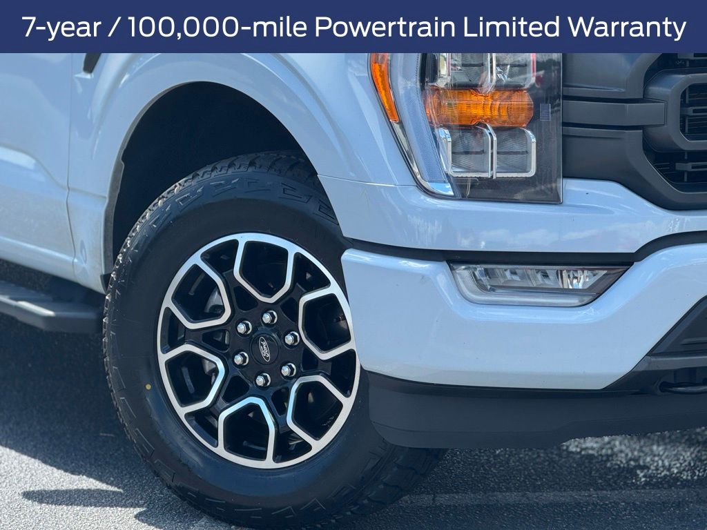 2022 Ford F-150 XLT photo 2