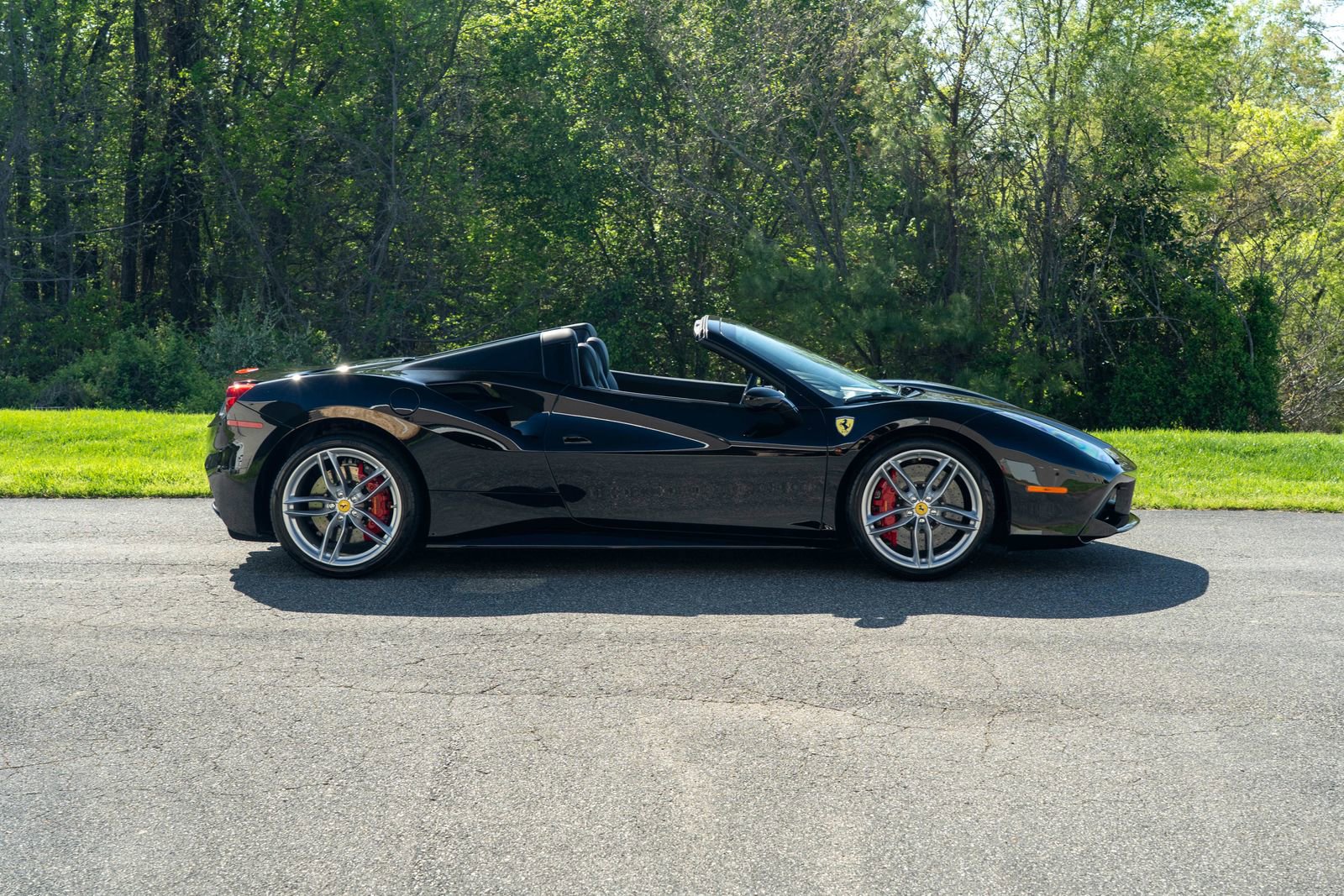 2017 Ferrari 488 Spider photo 6
