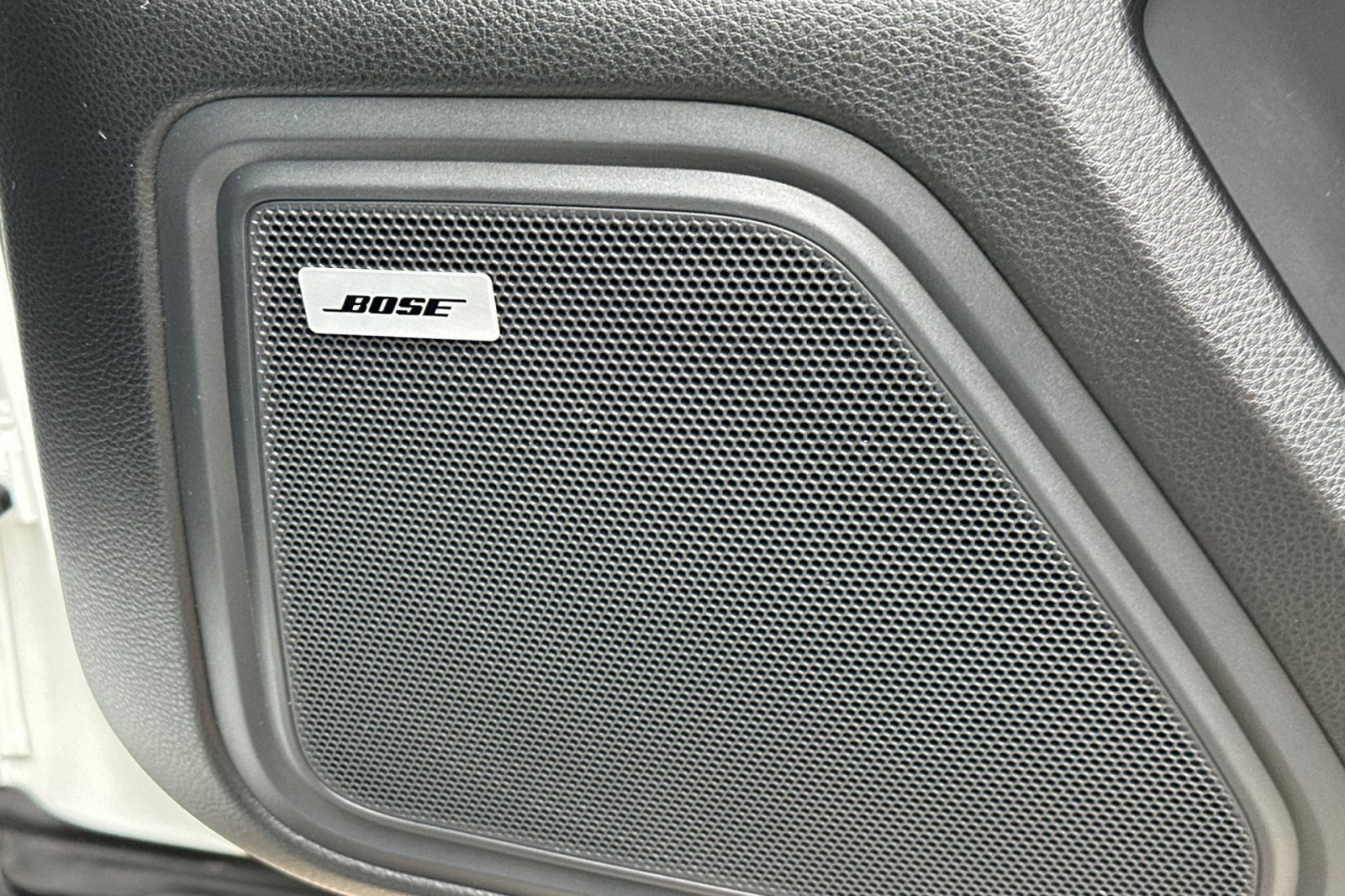 2020 Porsche Macan photo 22