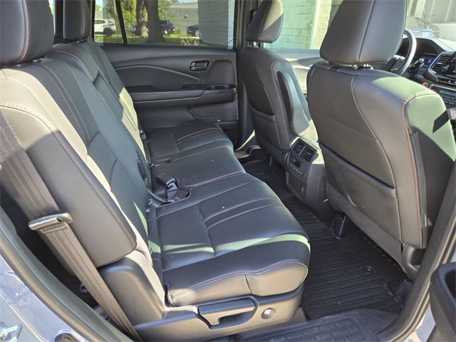 2022 Honda Pilot TrailSport photo 15