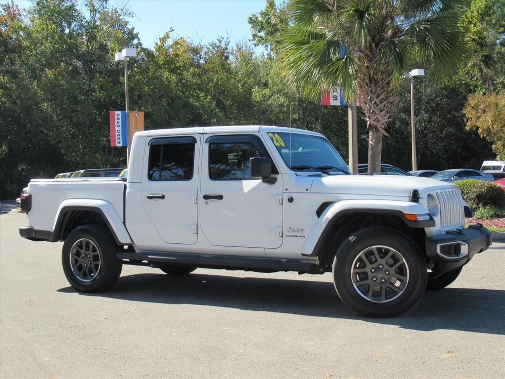 2020 Jeep Gladiator Overland photo 2