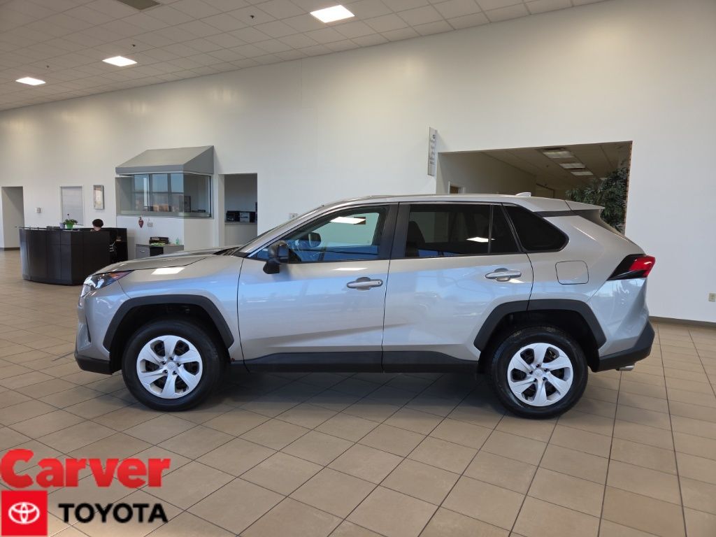2022 Toyota RAV4 LE