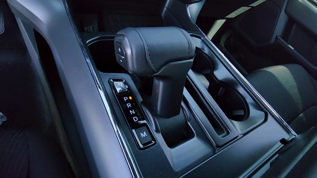 2025 Ford F-150 XLT photo 24