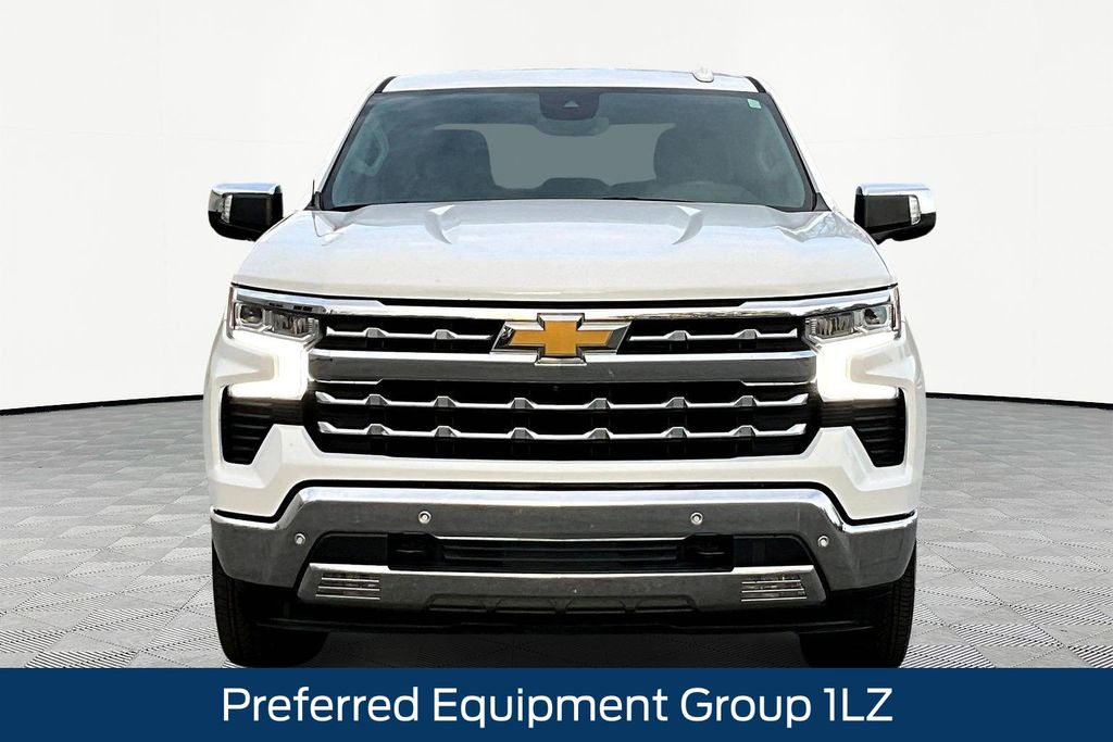 2023 Chevrolet Silverado 1500 LTZ photo 3