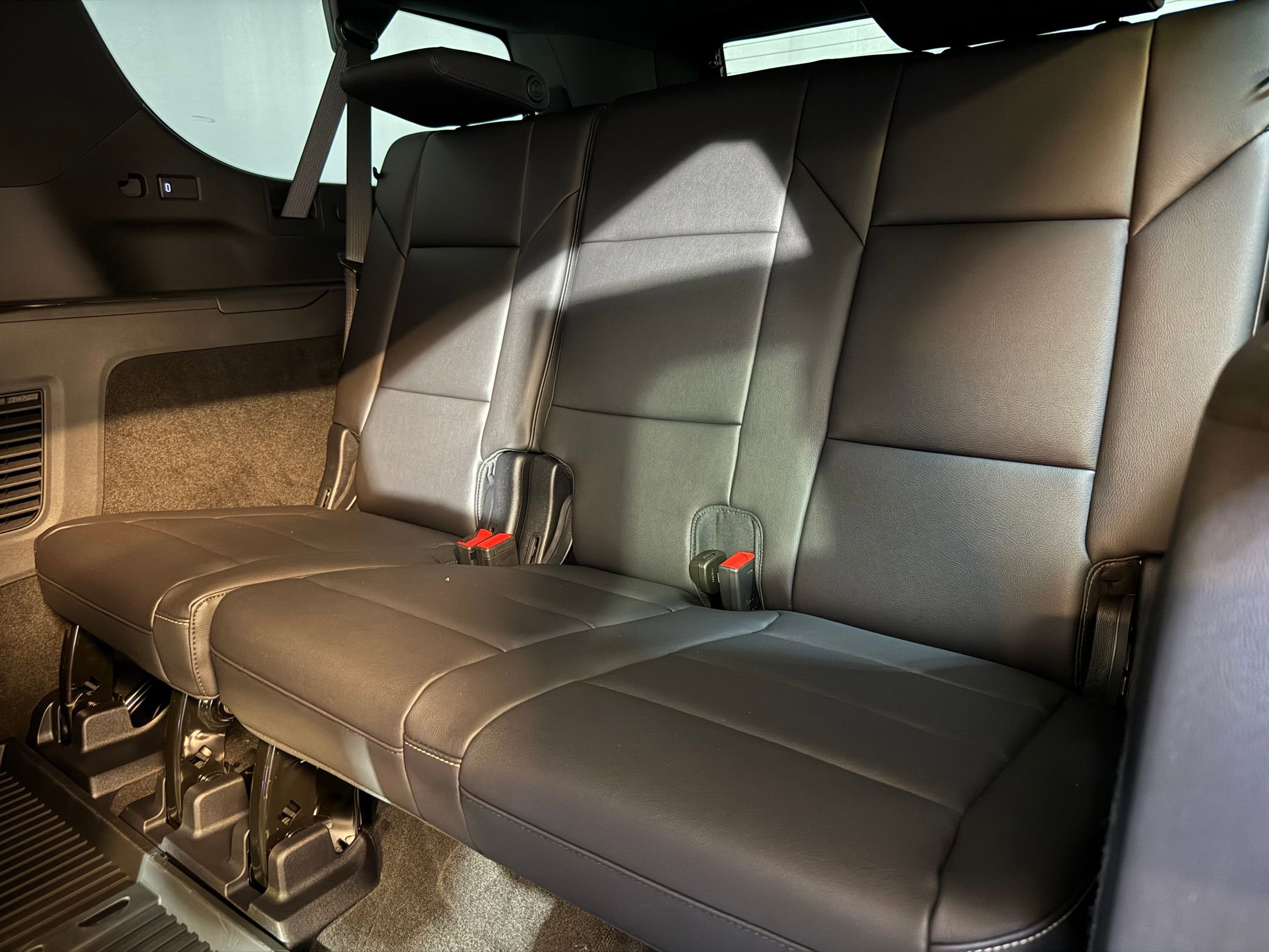 2025 Cadillac Escalade ESV Luxury photo 43