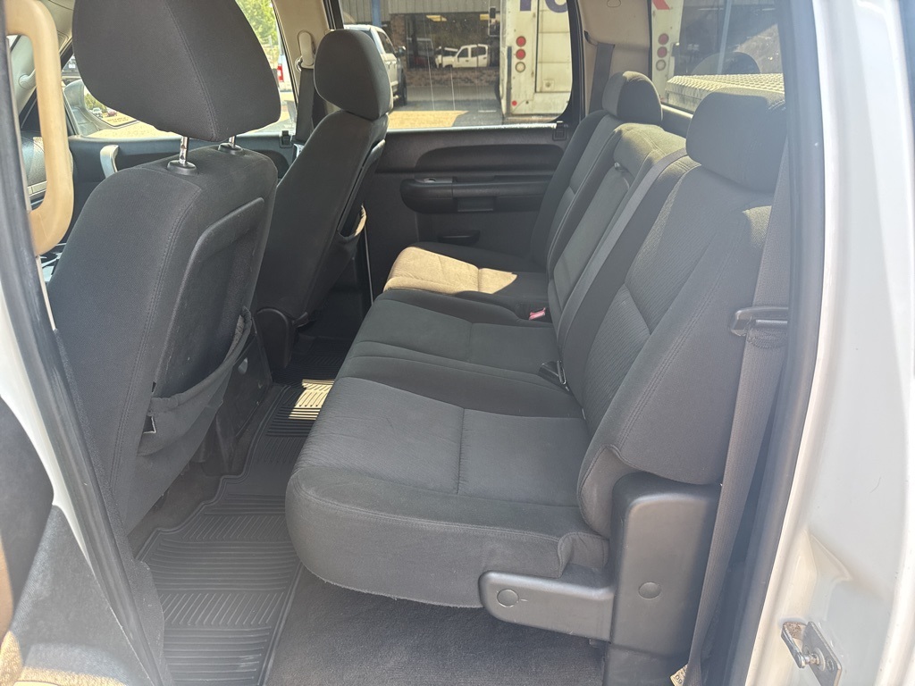 2010 Chevrolet Silverado 1500 LT photo 5