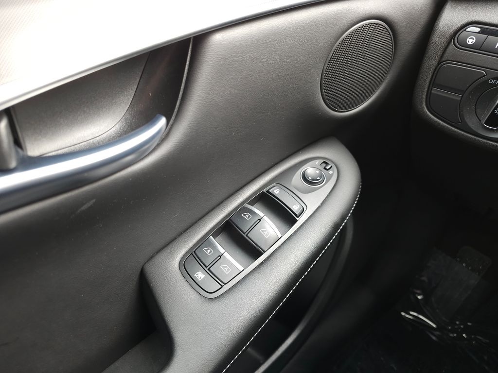 2022 Infiniti QX50 PURE photo 25