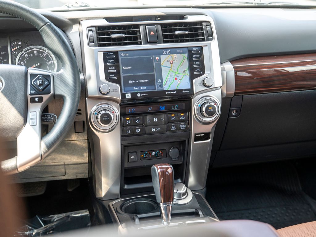 2022 Toyota 4Runner Limited photo 19
