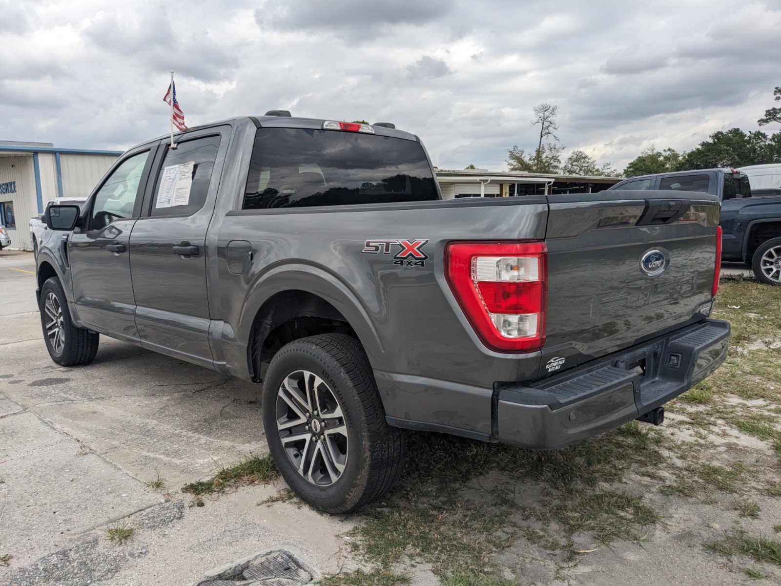 2022 Ford F-150 XL photo 6