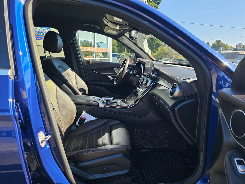 2018 Mercedes Benz GLC 300 4MATIC photo 10