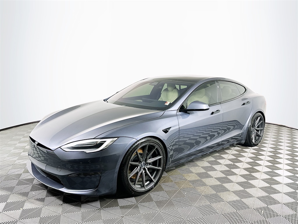 2021 Tesla Model S Plaid's photo