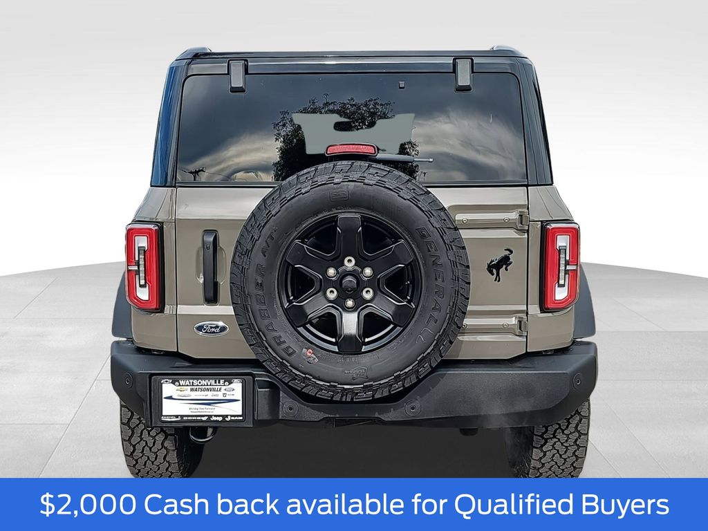 2025 Ford Bronco Outer Banks photo 4