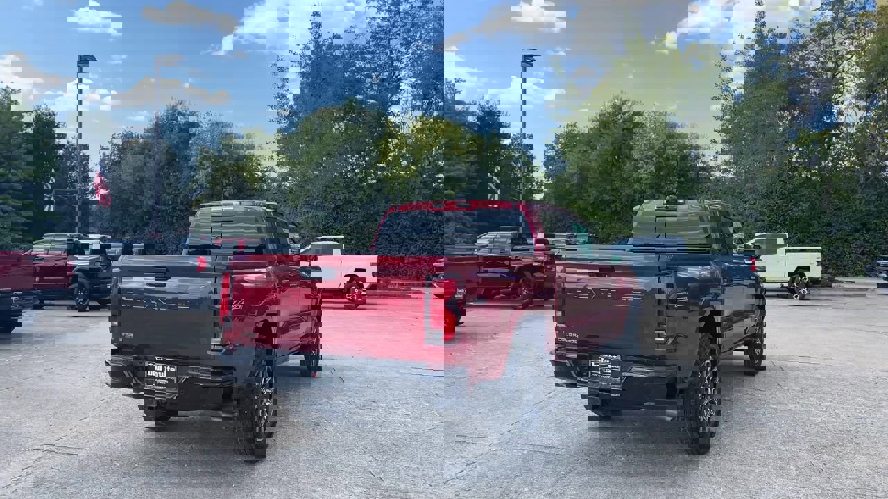 2026 Chevrolet Colorado Z71 photo 8