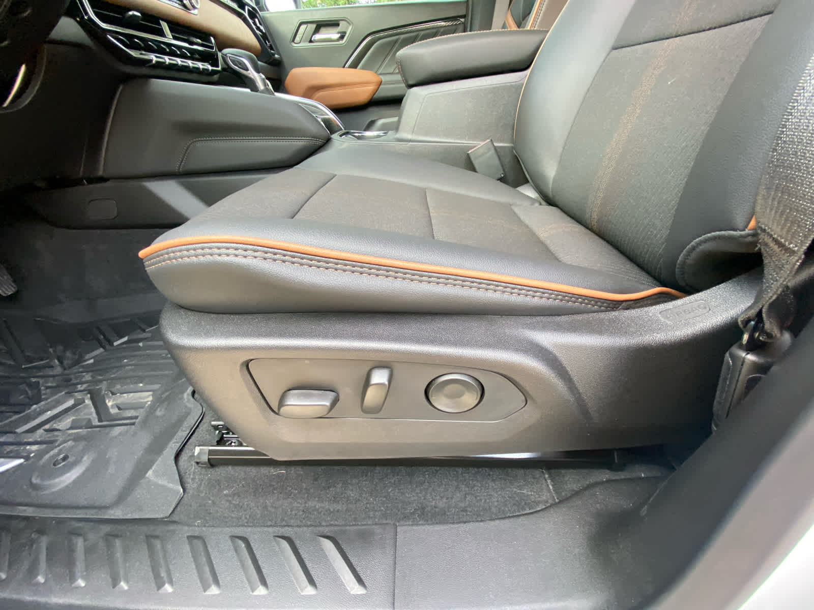 2026 Gmc Canyon AT4 photo 11