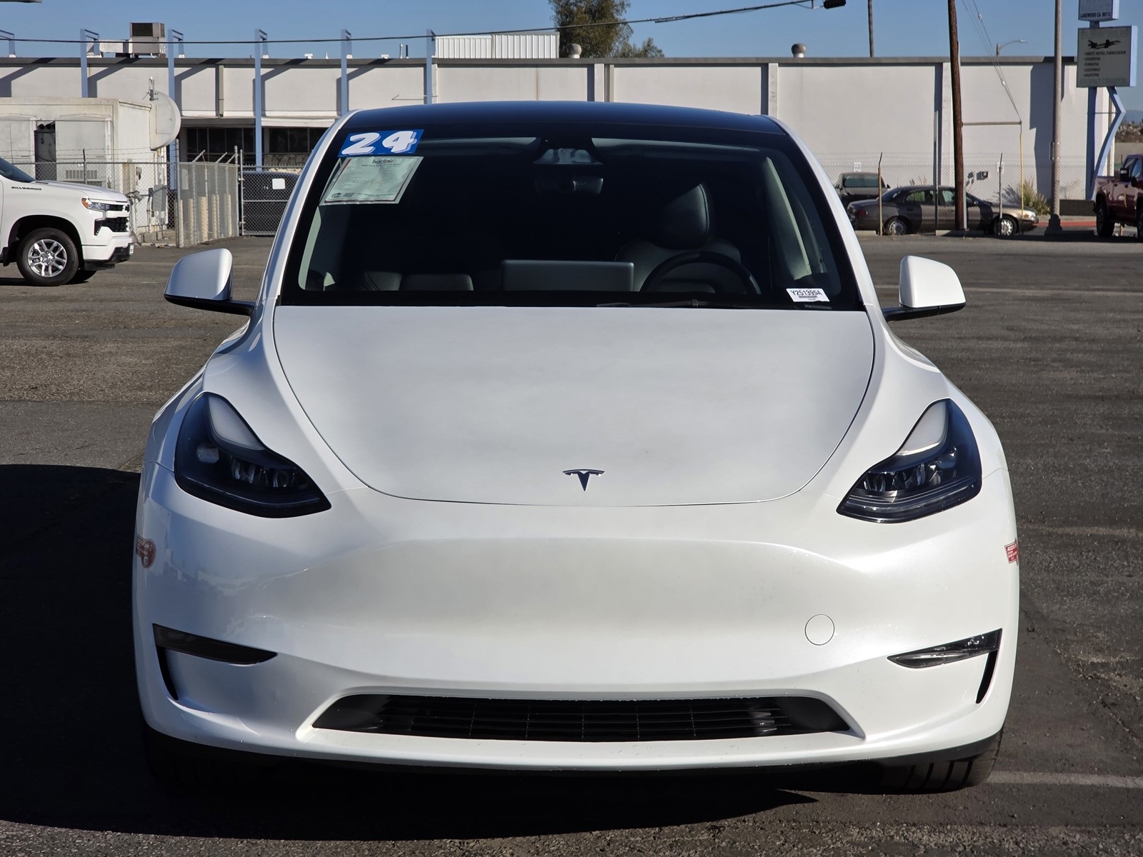 Used 2024 Tesla Model Y Long Range with VIN 7SAYGDEEXRA217662 for sale in Kansas City