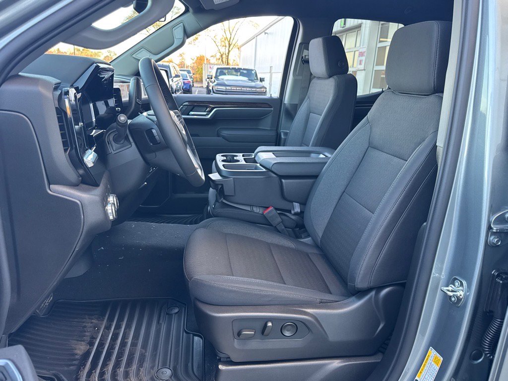 2026 Gmc Sierra photo 4