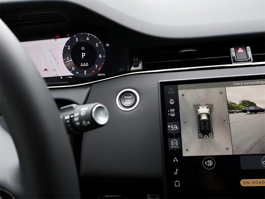 2024 Land Rover Range Rover Evoque Dynamic SE photo 24