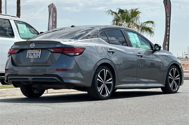 2022 Nissan Sentra SR photo 7