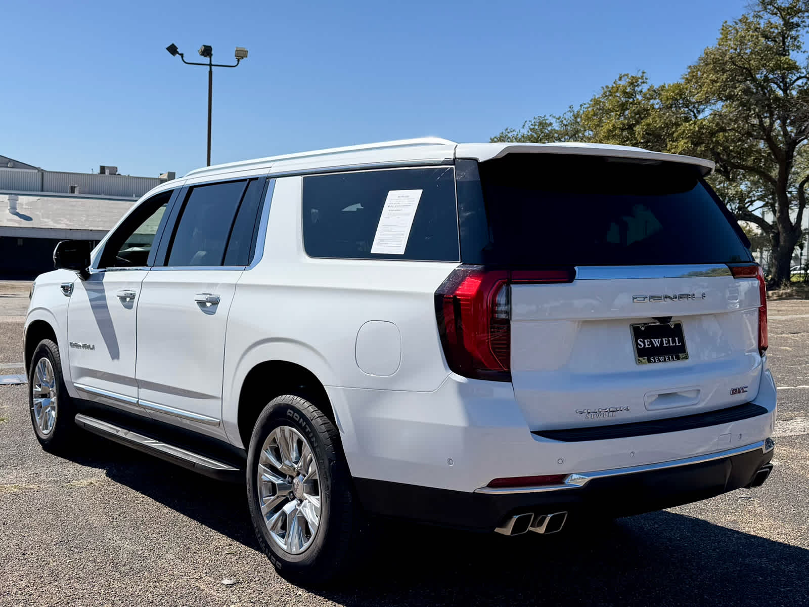 2025 Gmc Yukon XL Denali photo 3