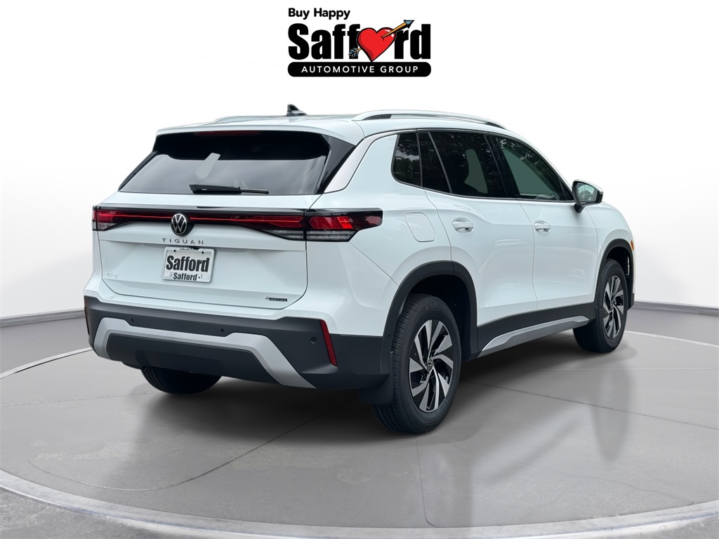 2025 Volkswagen Tiguan S photo 9