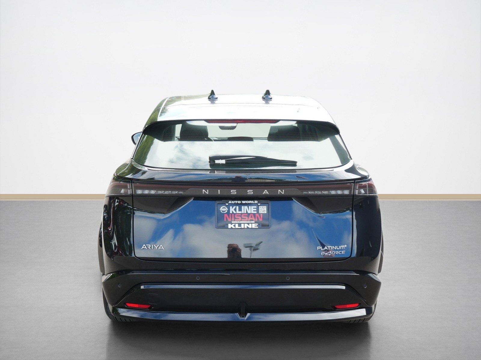 2024 Nissan ARIYA Platinum e-4ORCE photo 4