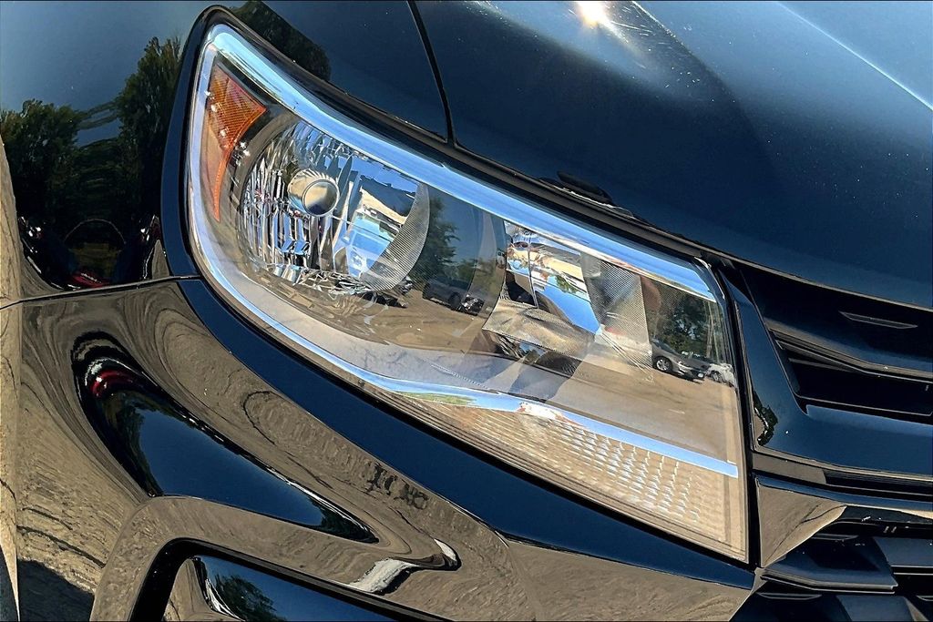 2021 Chevrolet Colorado LT photo 26