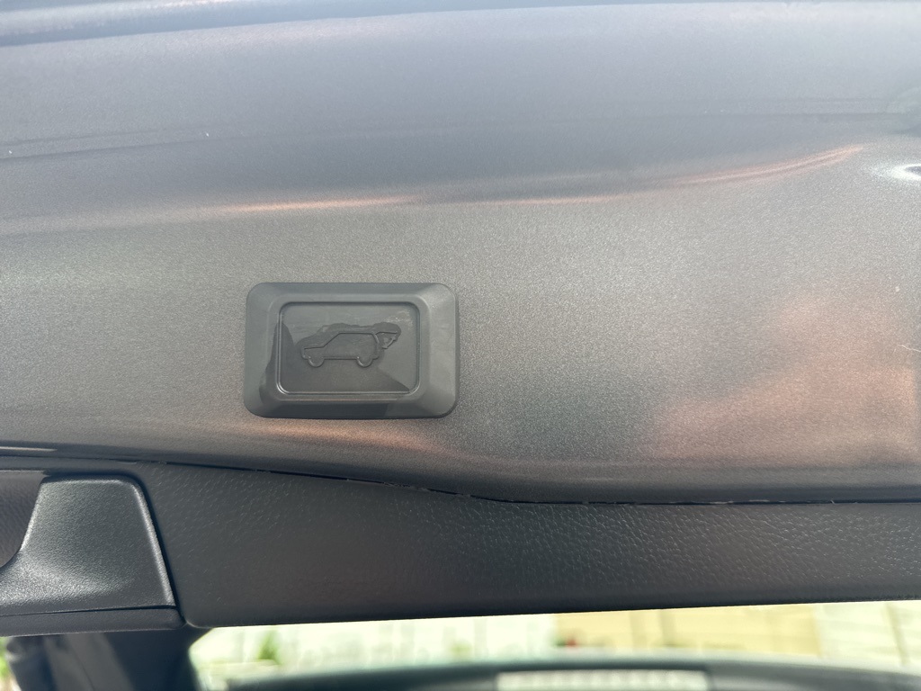 2023 Toyota RAV4 Hybrid Limited photo 20