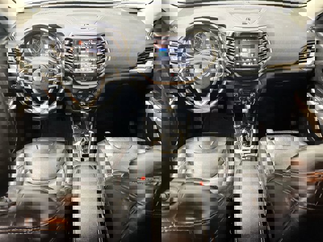 2018 Jeep Cherokee Limited photo 4