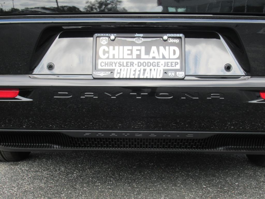 2025 Dodge Charger R/T photo 3