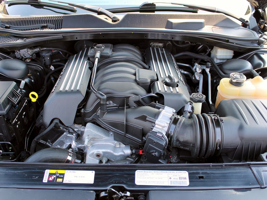 2013 Dodge Challenger SRT8 photo 33