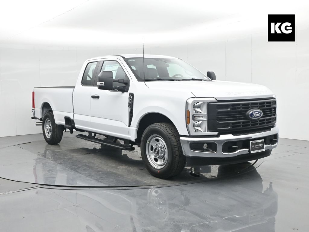 2026 Ford F-350 Super Duty XL's photo