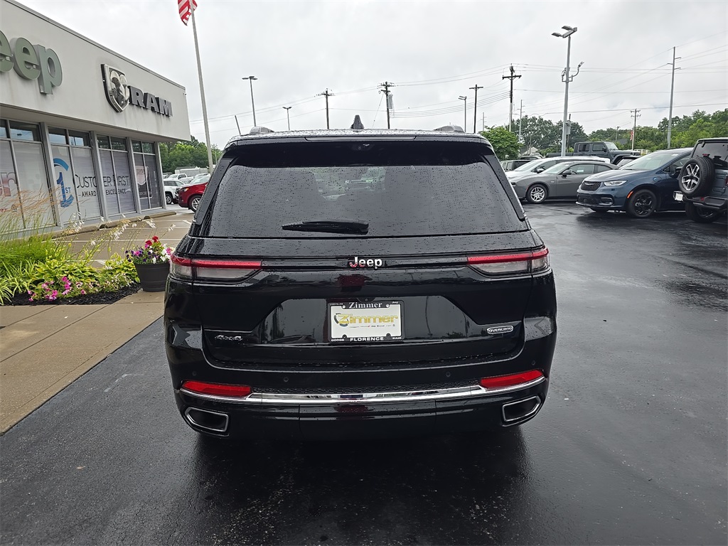 2022 Jeep Grand Cherokee Overland photo 4
