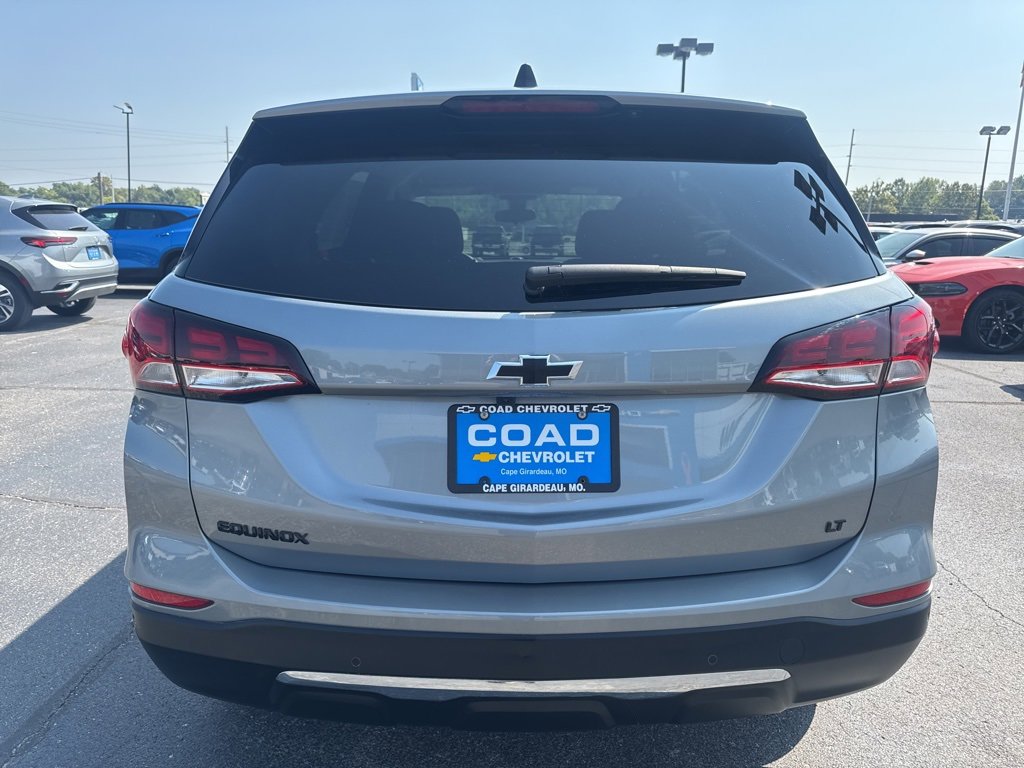 2023 Chevrolet Equinox LT photo 4