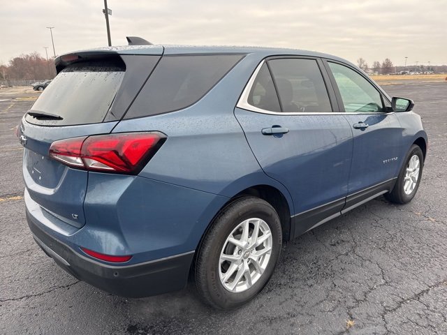 2024 Chevrolet Equinox LT photo 4