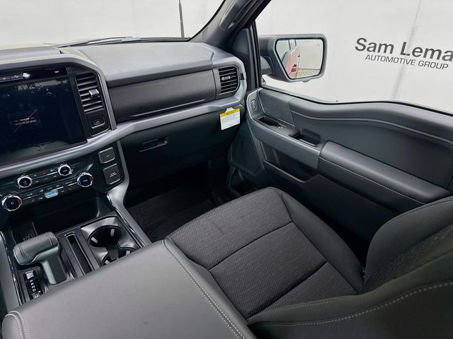 2025 Ford F-150 XLT photo 23