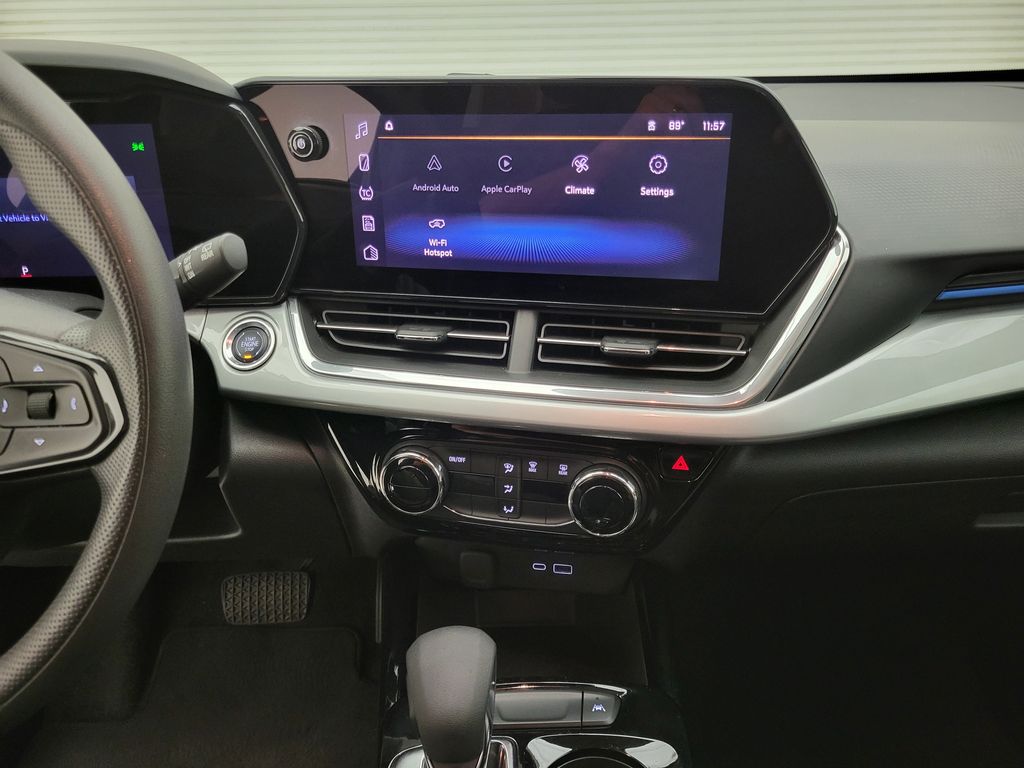 2024 Chevrolet Trax LT photo 26
