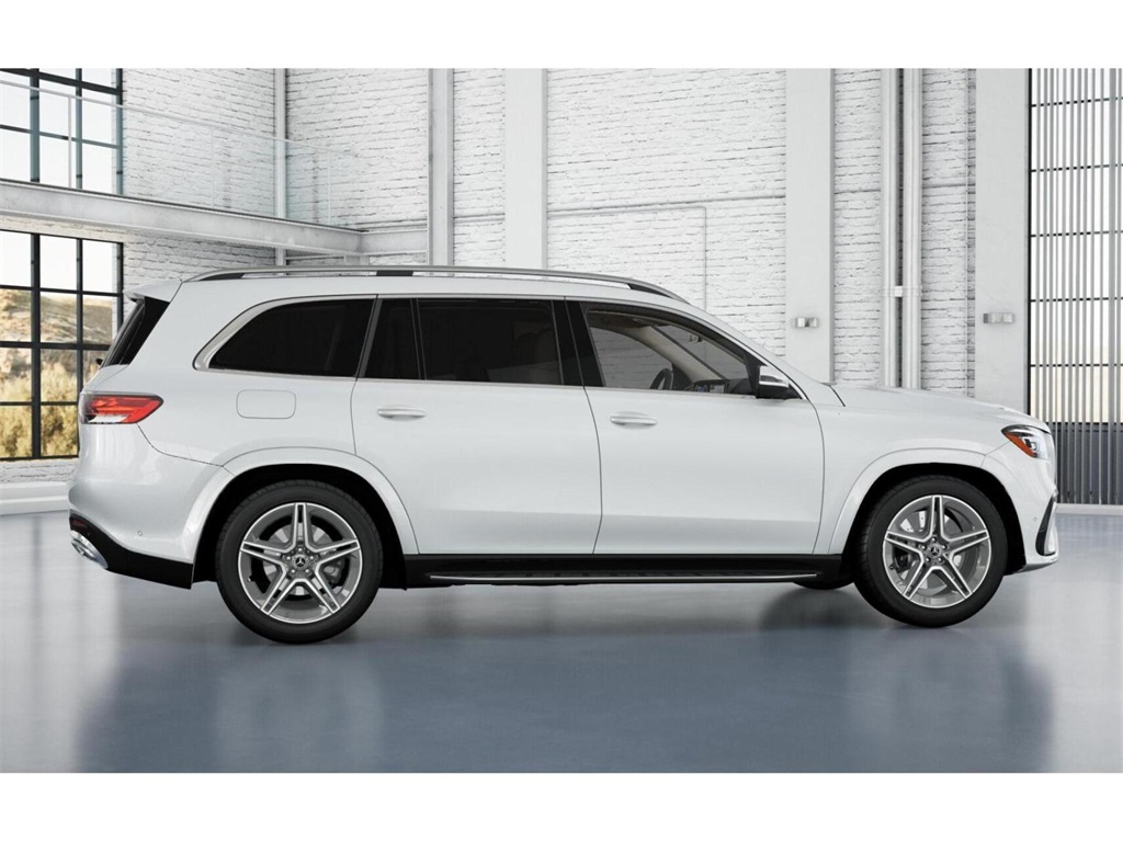 2026 Mercedes Benz GLS 450 4MATIC photo 15