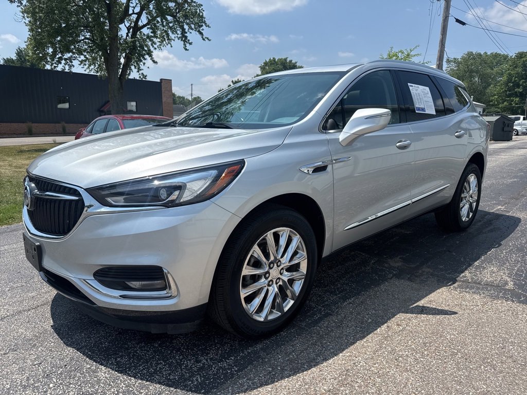 2021 Buick Enclave Essence photo 3
