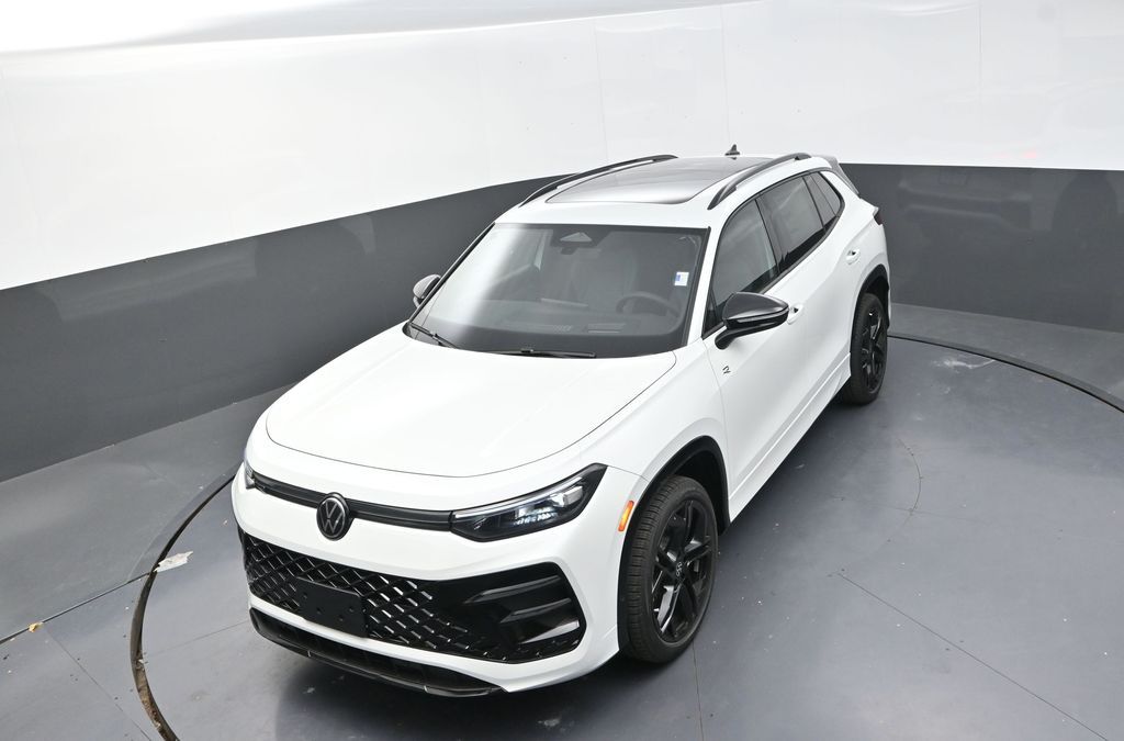 2025 Volkswagen Tiguan SE R-Line Black photo 10